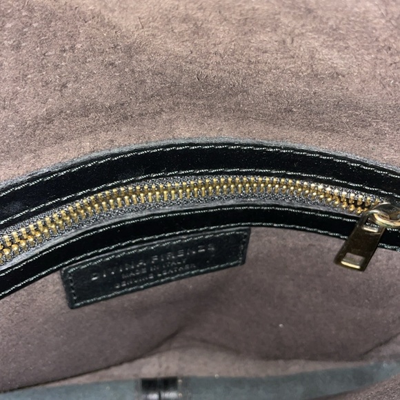 Black leather Divina Firenze woven crossbody bag - Picture 5 of 8